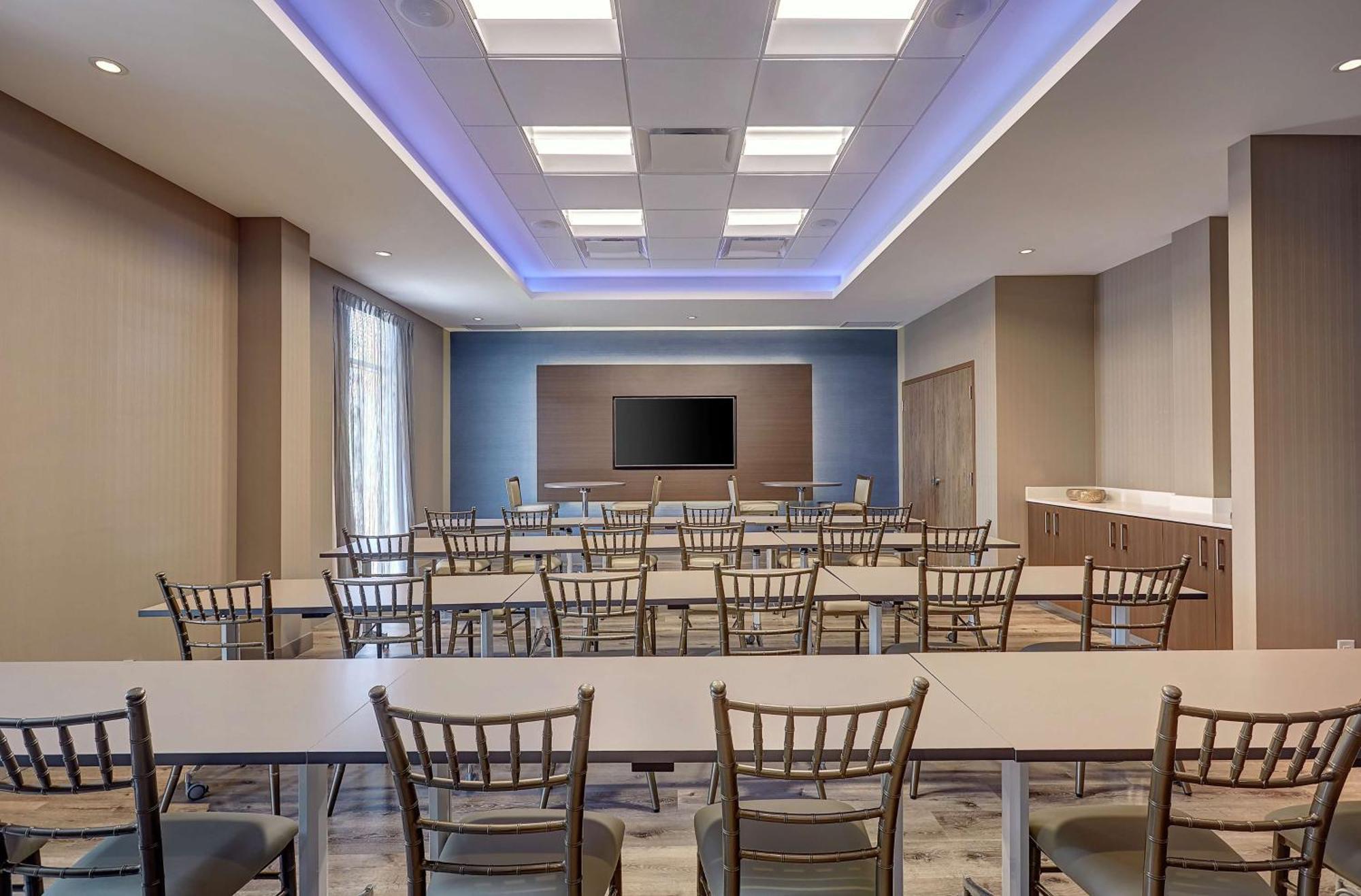 Hilton Garden Inn Toronto/Brampton West, Ontario, Canada Esterno foto