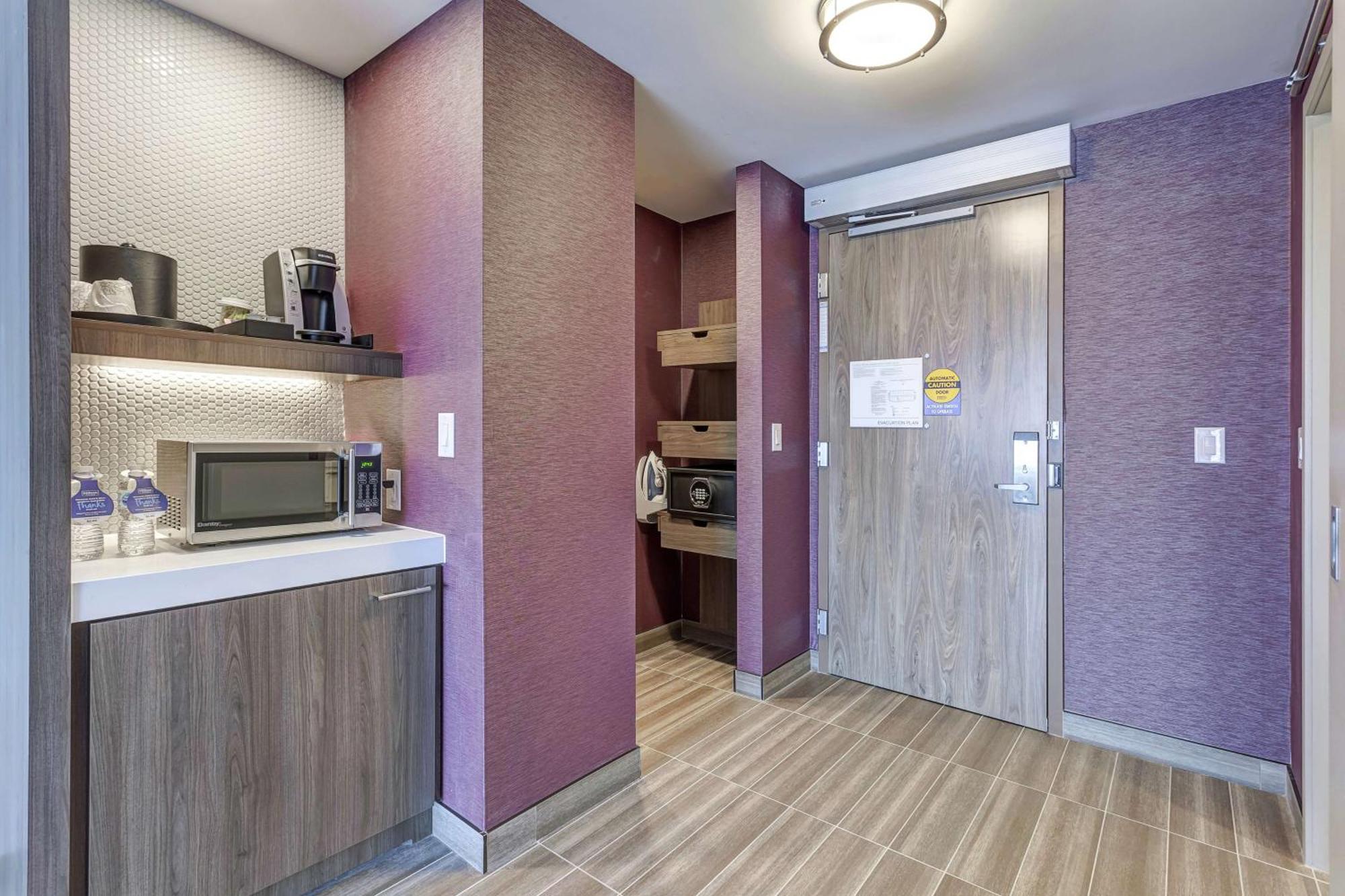 Hilton Garden Inn Toronto/Brampton West, Ontario, Canada Esterno foto